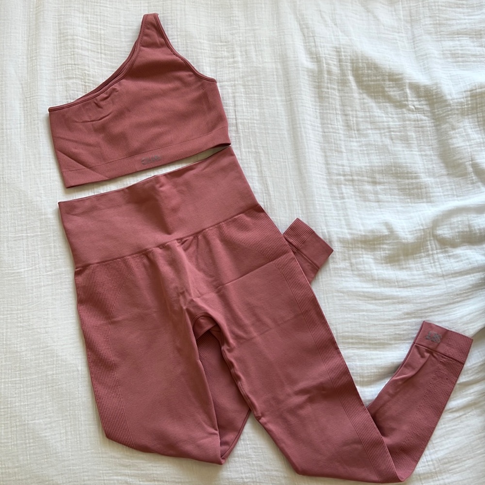 set active x ouai workout set